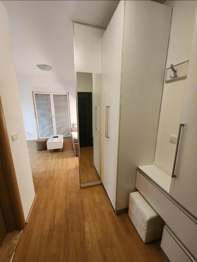 Roko Apartments Скопье Экстерьер фото